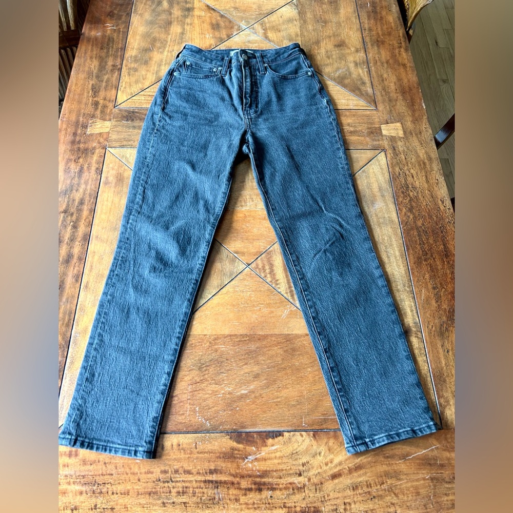 Madewell Women’s The Curvy Perfect Vintage Jean, Black Size 25